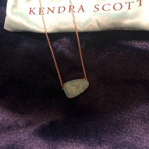 Kendra Scott Necklace - Picture 2 of 3